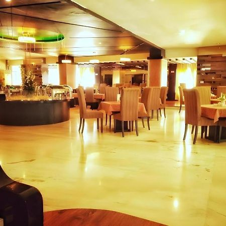 Travello Hotel Manado Exteriér fotografie
