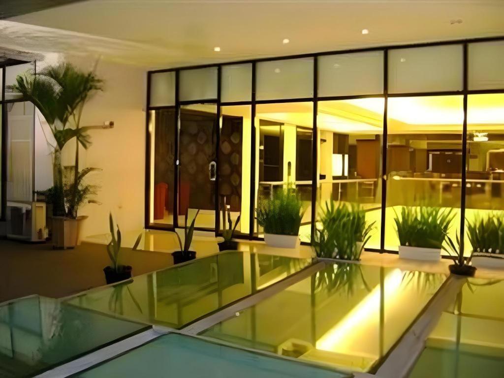 Travello Hotel Manado Exteriér fotografie
