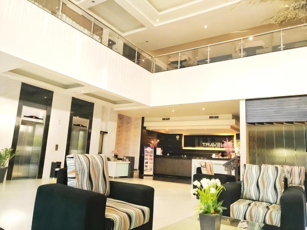 Travello Hotel Manado Exteriér fotografie